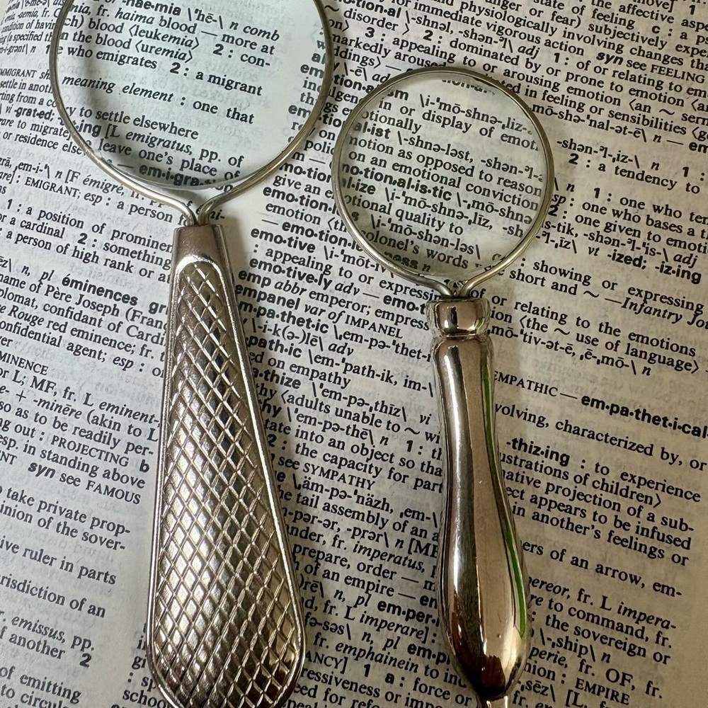Silver Magnifying Glass Set